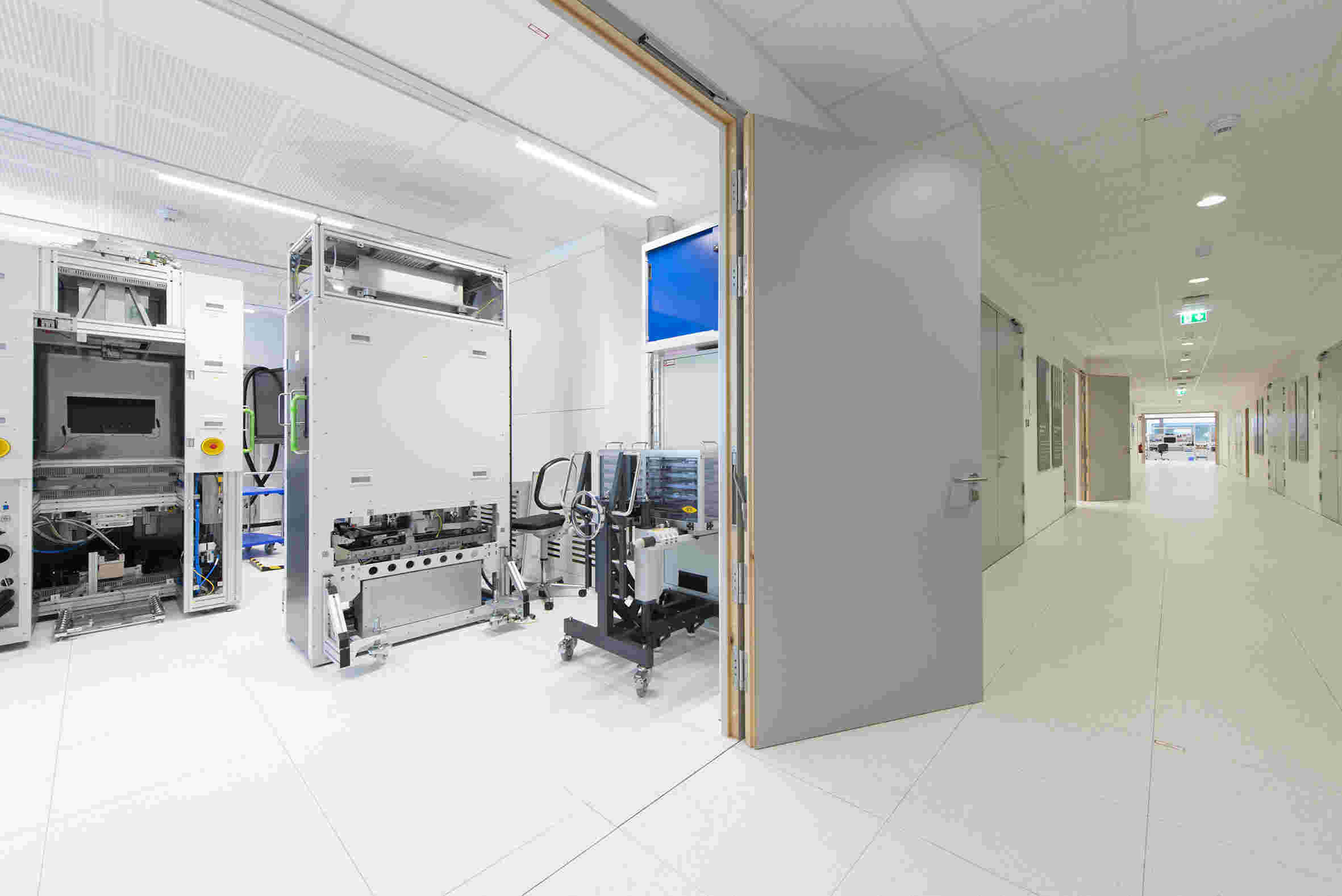 Training area for EVG's HVM Nanoimprint Lithography systems