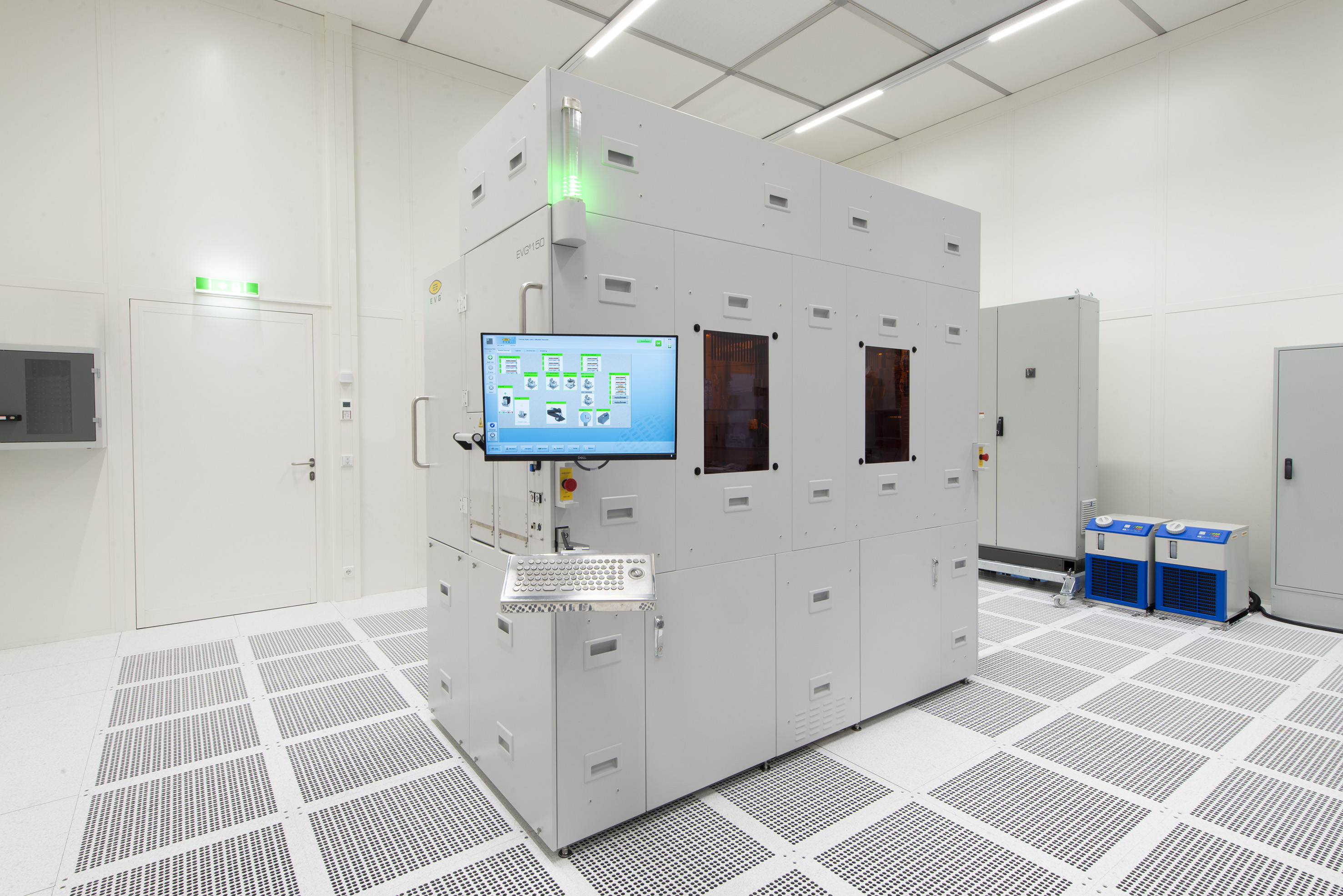 The EVG®150 automated resist processing system provides reliable and high-quality coating and developing processes in a universal platform that supports a variety of devices and applications, including advanced packaging, MEMS, radio frequency (RF), 3D sensing, power electronics, and photonics