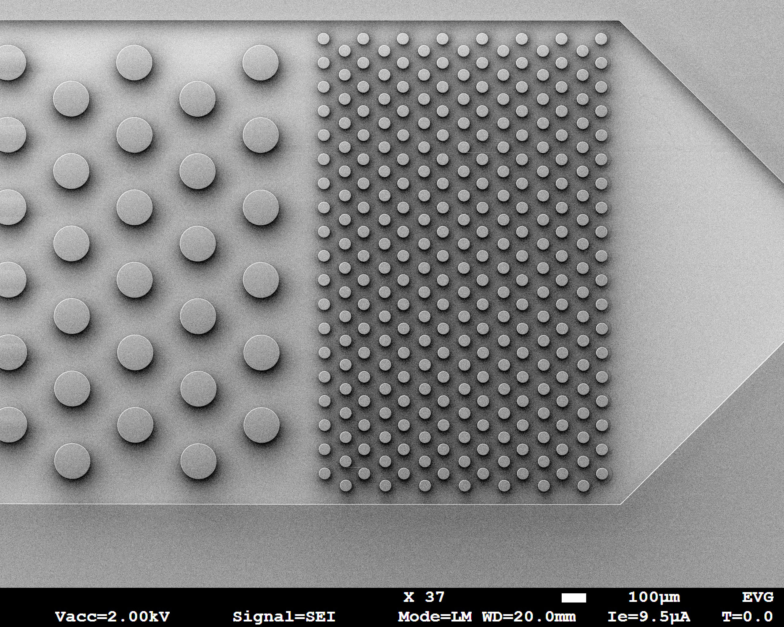 High-aspect-ratio pillars for cell sorting and microfluidic applications, 100 µm thick resist patterning on IQ Aligner® NT.